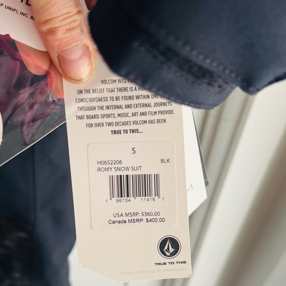 Volcom Romy Black Snowsuit - Picture 6 of 6